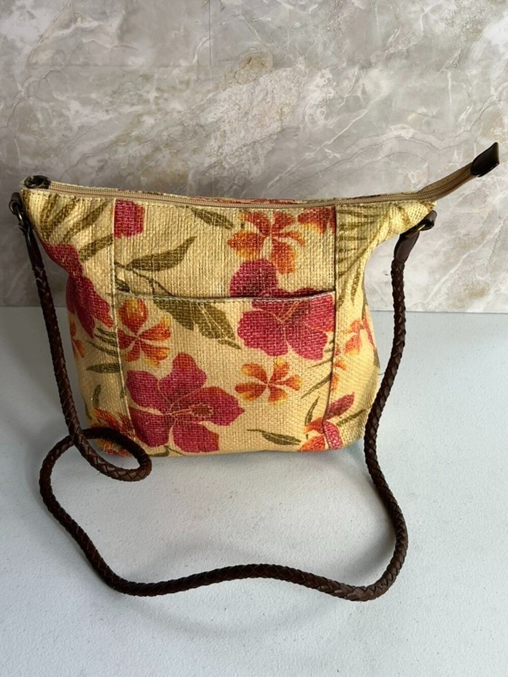 Relic Crossbody Bag Canvas Leather Strap Multicolor Hibiscus Flowers Key Holder